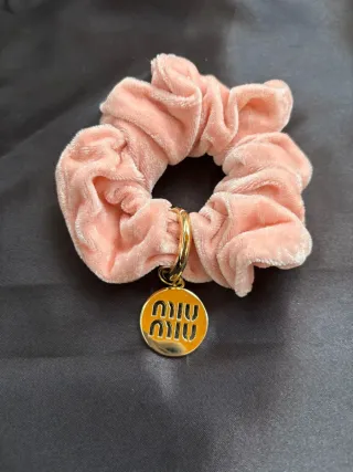 Elastico Miu Miu Velluto Rosa con Charm Oro