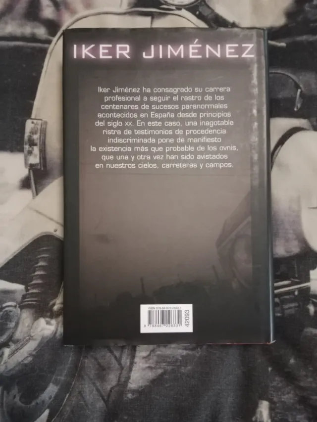 Libro Encounters di Iker Jiménez