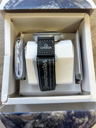 Omega Speedmaster Moonwatch