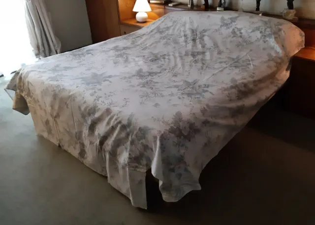 Funda nórdica floral gris y blanco