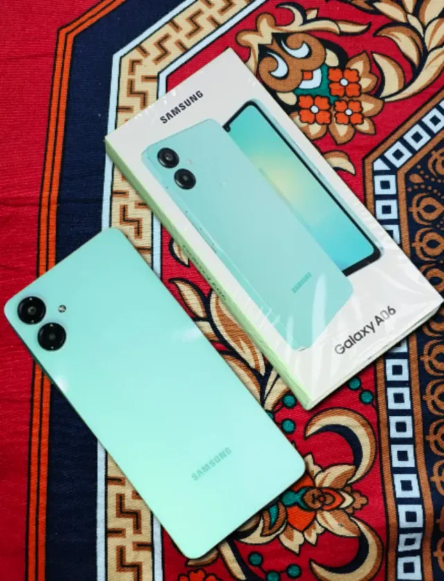 Samsung Galaxy A06 Azul/Verde 128GB Nuevo