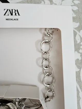 Collar Zara Flor Plateada