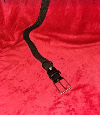 Cintura nera intrecciata