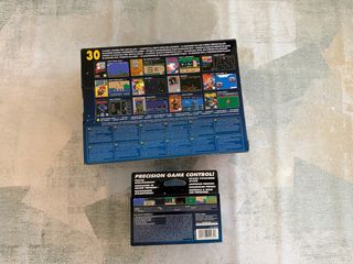 Nintendo NES Classic Mini + Mando NUEVOS