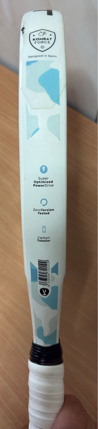 Pala de pádel Kombat Apache 18k