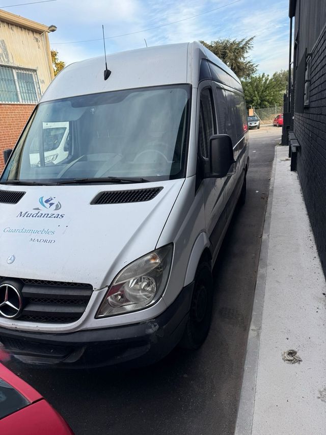 Furgoneta Mercedes-Benz 570.000km