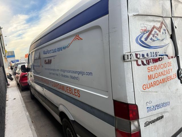 Furgoneta Mercedes-Benz 570.000km