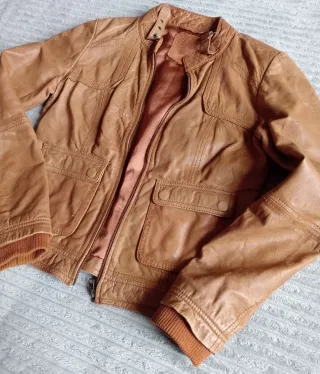 Cazadora de piel mujer