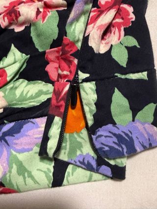 Top flores Zara cremallera lateral