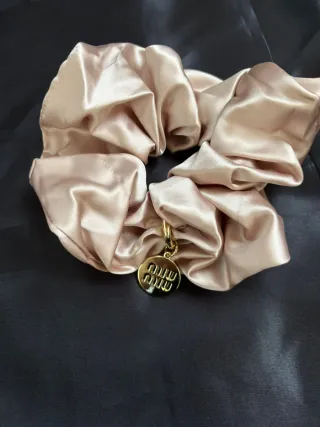 Elastico capelli Miu Miu raso beige