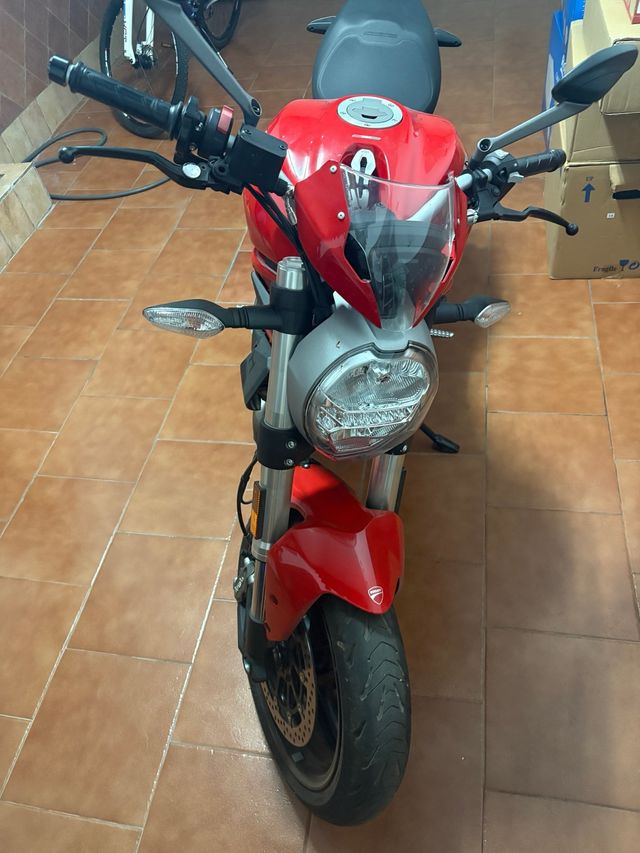 Ducati Monster 797 Roja