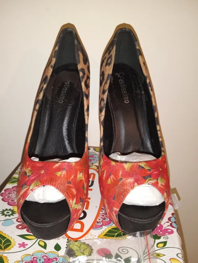 Zapatos Rojos Estampados