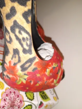 Zapatos Rojos Estampados