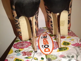 Zapatos Rojos Estampados