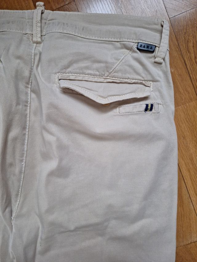 Pantalón hombre beige