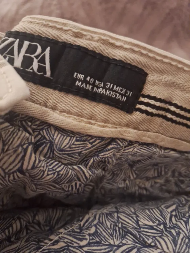 Pantalón hombre beige