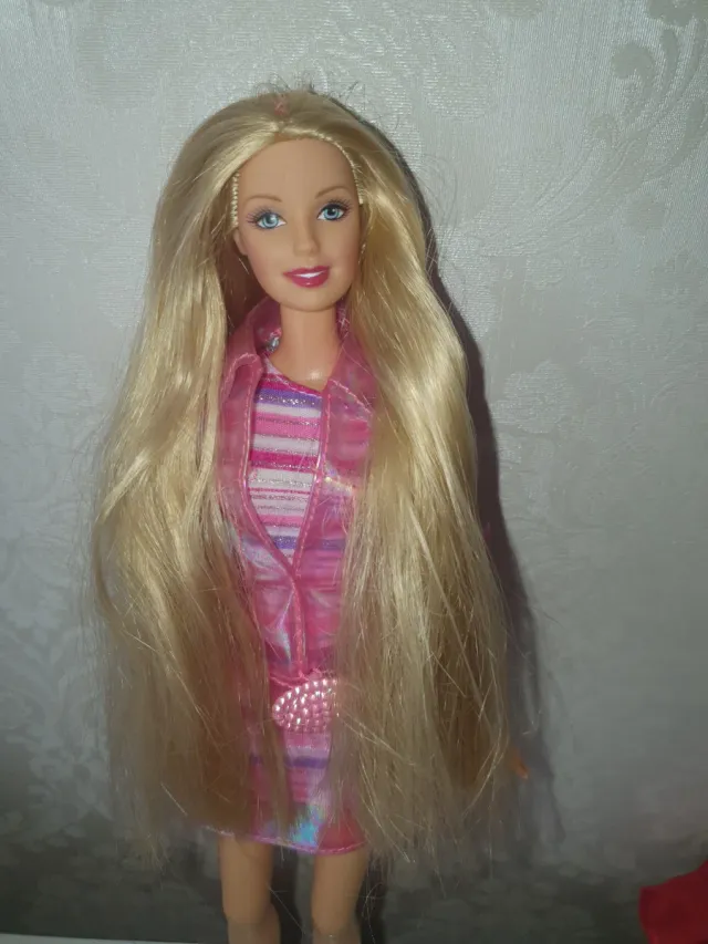 Barbie Cut 'n Style 2002