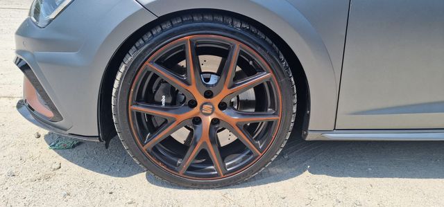 CUPRA Leon R EDICIÓN LIMITADA