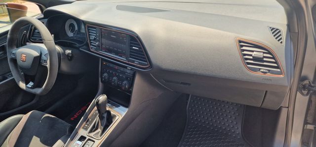 CUPRA Leon R EDICIÓN LIMITADA