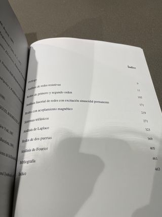 Problemas resueltos de teoría de circuitos