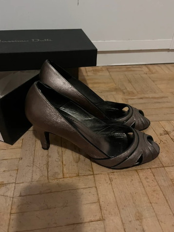 Zapato peeptoe Massimo Dutti