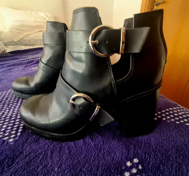Botines Negros Mujer con Hebillas
