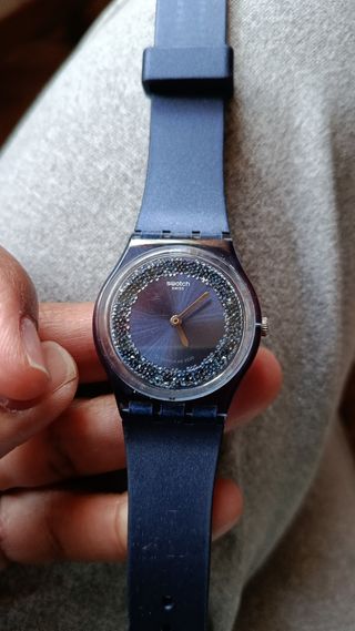 Swatch Reloj Azul con Cristales