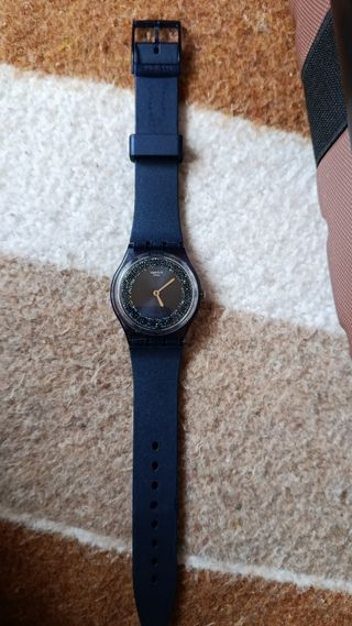 Swatch Reloj Azul con Cristales