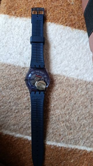 Swatch Reloj Azul con Cristales