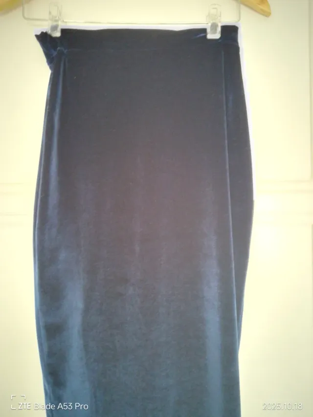 Falda tubo terciopelo Lefties azul