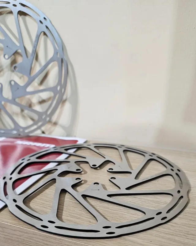 par discos de freno SRAM centerline 203mm