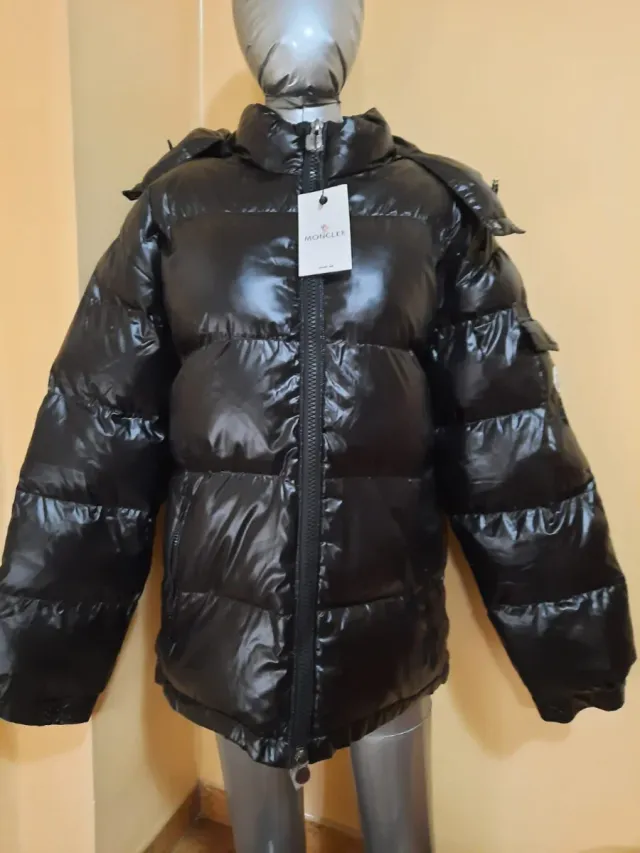 Chaqueta Negra Nueva con Etiqueta