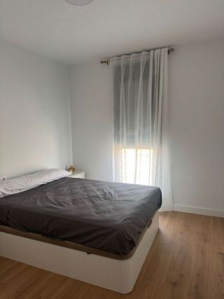 Casa adosada en alquiler en Camas