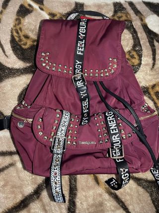 Mochila Desigual Morada con Tachuelas