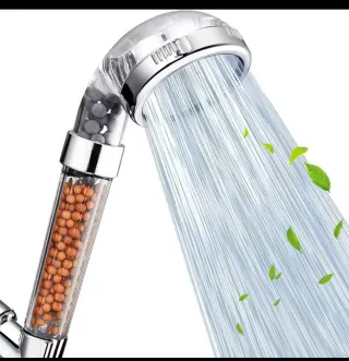 Soffione doccia depurativo con sfere