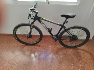 Bicicleta Trek caliber 9 biplato taglia L