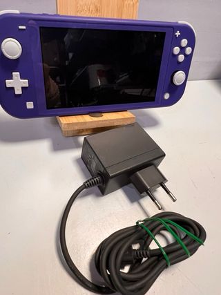 Nintendo Switch Lite Azul con cargador