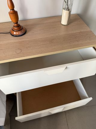 Cómoda mesita de noche Ikea descatalogada 3cajones