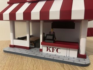 Miniatura KFC 1/32