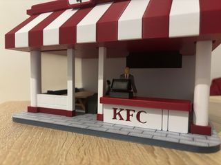 Miniatura KFC 1/32