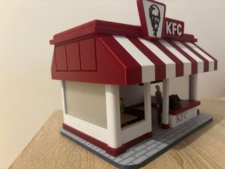 Miniatura KFC 1/32