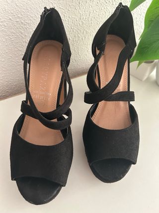 Lote Sandalias Tacón Plataforma Negro y Rojo
