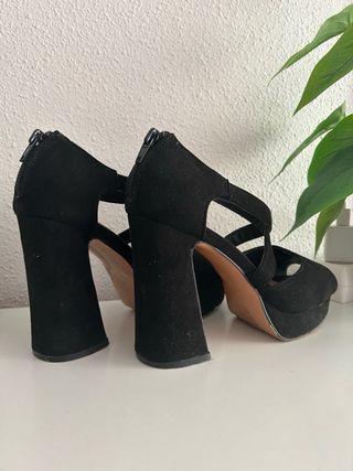 Lote Sandalias Tacón Plataforma Negro y Rojo