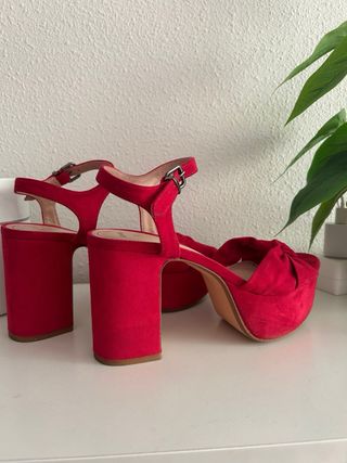 Lote Sandalias Tacón Plataforma Negro y Rojo