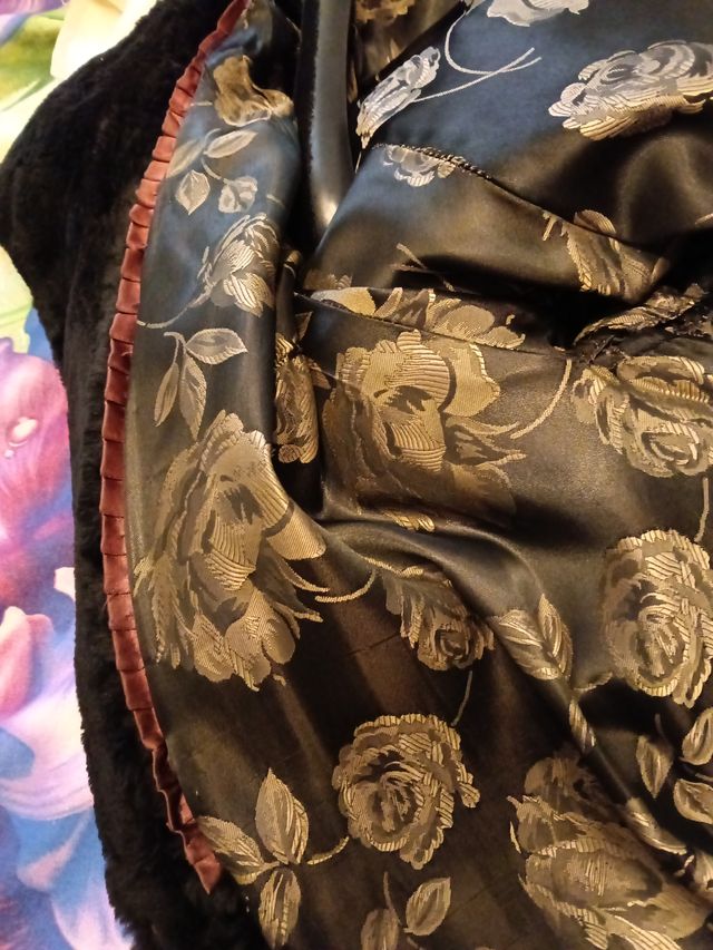 Abrigo de mutón negro de Ful Label Autority.