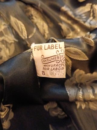 Abrigo de mutón negro de Ful Label Autority.