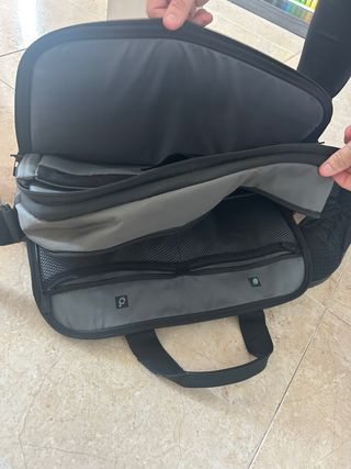 Maleta Ejecutiva Samsonite Gris