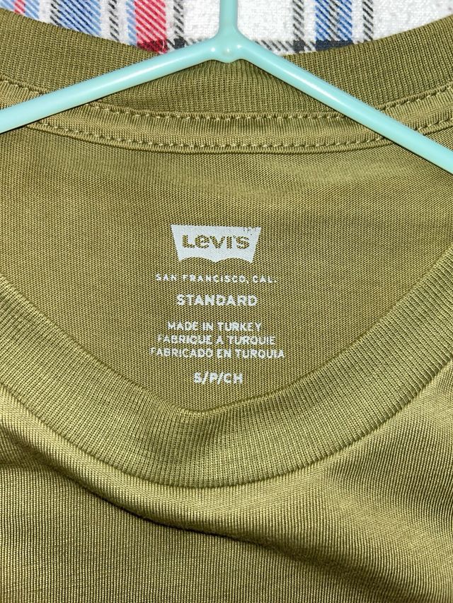 Camiseta Levis Caqui Talla S