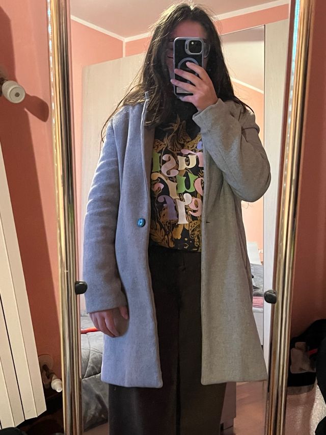 Cappotto invernale grigio Bershka