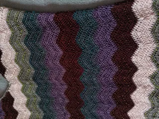 Top de punto con abalorios